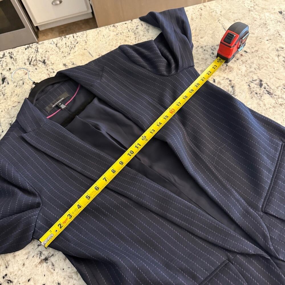 White House Black Market The Relaxed Blazer Striped 14 570357780 - Picture 10 of 16